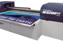 Screen Demonstrating UV Flatbed Printer At FESPA 2015