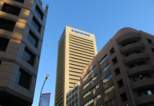 CRAFTSIGNS COMPLETES ILLUMINATED SKY-SIGNAGE FOR SAMSUNG