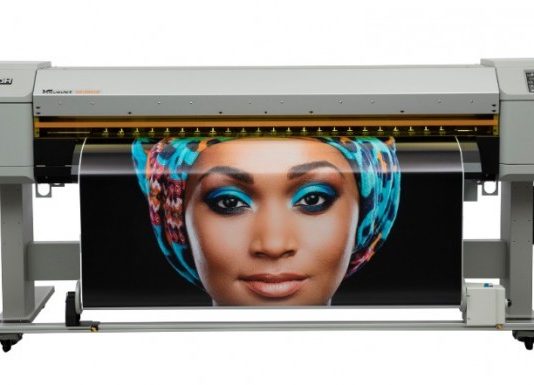 Mutoh Europe Premiering ValueJet 1638UR Mutoh Europe Premiering ValueJet 1638UR
