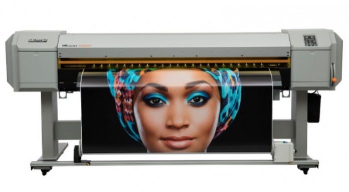Mutoh Europe Premiering ValueJet 1638UR