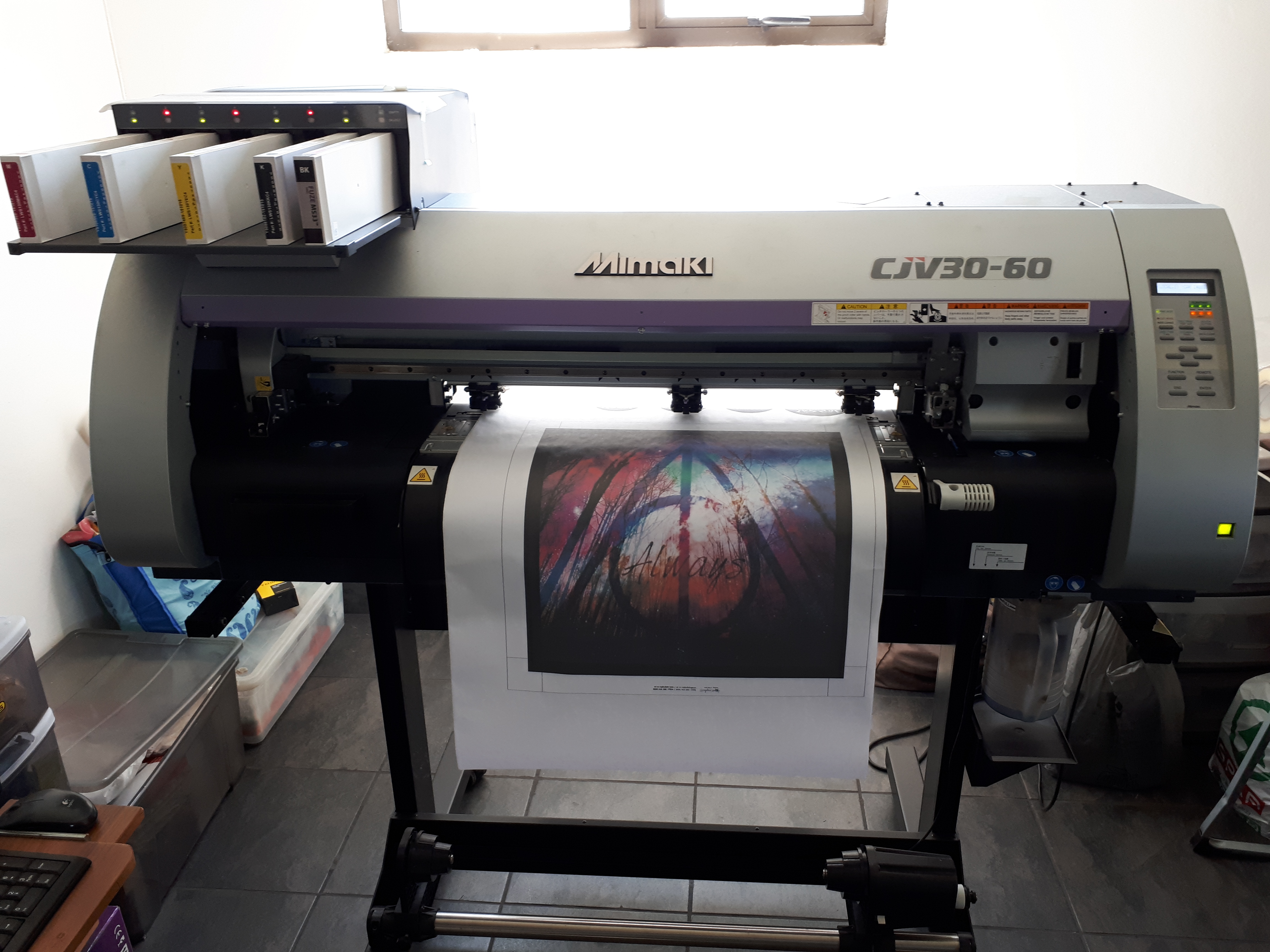 Mimaki-CJV30-60-Solvent-ink-printer-and-cutter-1