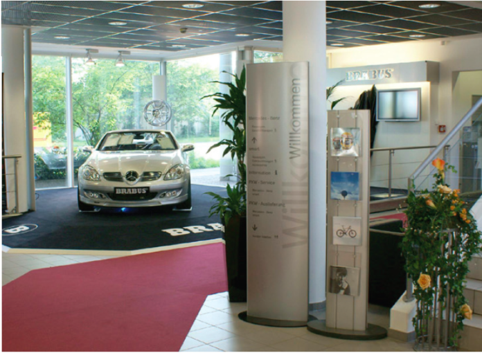 Mercedes Benz chooses Vista Signage system.