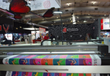 Sign-Tronic Demonstrates Full Solutions Range Sign-Tronic Demonstrates Full Solutions Range