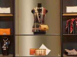 Aslan Brings Sophistication With New SE 50 MetalLux Self-Adhesive Film Aslan SE 50 brings sophisticated style into every room.