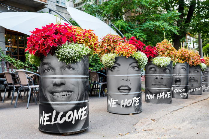 18849_flowerdrums_01 Mactac JT 10500 WG-BFG presents solution to entry level wraps.