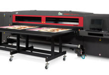 Bourgeois Publicité Installs EFI VUTEk LX3 Pro Bourgeois Publicité installs EFI VUTEk LX3 Pro.