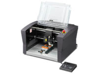Roland DG Launches DE-3 Next Generation Engraver