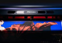 Mimaki Representatives Showcasing Sign And Graphics Innovations