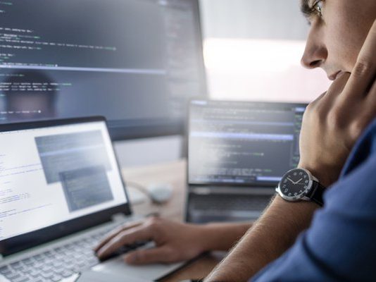 The Right Content Management Systems For Digital Signage The Right Solutions For Digital Signage