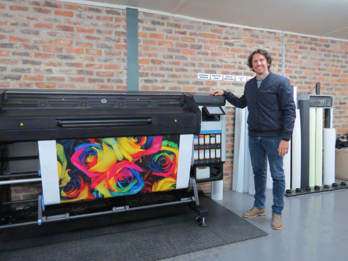 Midcomp Installs First HP Latex 700W In South Africa