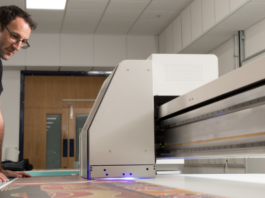 Fujifilm Graphic Systems South Africa Showcasing Wide Format And Cutting Solutions At Graphics, Print & Sign Expo Fujifilm Graphics Systems South Africa Showcasing Wide Format And Cutting Solutions At Graphics, Print & Sign Live Demo expo