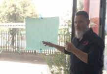 Video: Avery Dennison South Africa Demonstrates Window Graphic Application Video- Avery Dennison South Africa Demonstrates Window Graphic Application