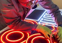 Exion Corp Demonstrating LED And Signage Solutions At Graphics, Print And Sign Expo Exion Corp Demonstrating LED And Signage Solutions At Graphics, Print And Sign Expo