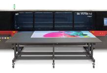 EFI Installs Hybrid Roll/Flatbed LED Inkjet Printer Platform EFI Installs Hybrid Roll/Flatbed LED Inkjet Printer Platform