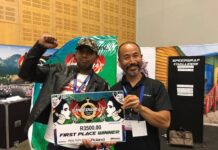 Contestants Race Against The Clock During Speedwrap Challenge At Sign Africa Cape Town Expo Contestants Race Against The Clock During Speedwrap Challenge At Sign Africa Cape Town Expo