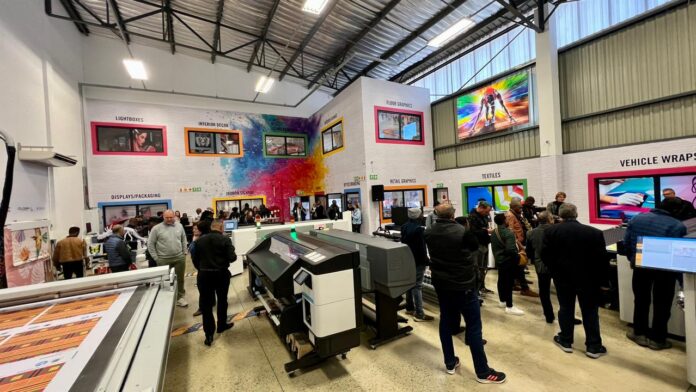 Midcomp Showcases Large Format Technology And More At Open House Events
