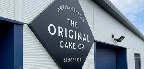 Metamark Vinyl Used For Signage In Cake Business Project Metamark Vinyl Used For Signage In Cake Business Project