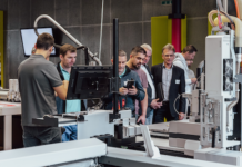 Zünd Open House Event Featured Networking Opportunities And Digital Cutting Demonstrations Zünd Open House Event Featured Networking Opportunities And Digital Cutting Demonstrations