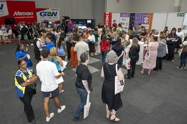 C1W Cape Town Event Brought Together Women In Signage, Print, And Branding C1W Cape Town Event Brought Together Women In Signage, Print, And Branding